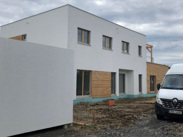 [2g-drevostavba-individualni-projekt-patrovy-vice-bytovych-jednotek.jpeg]