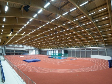 [atleticka-hala-oval.jpeg]