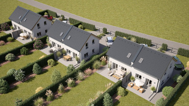 [Patrové dvojdomy Haas. Dřevostavby se sedlovou střechou a pozemkem, pohled shora.]