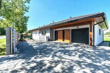 [1f-referencni-dum-podborany.jpeg]