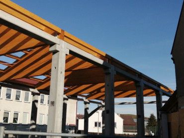 [1f-telocvicna-stresni-konstrukce.jpeg]