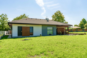 [1g-referencni-dum-podborany.jpeg]