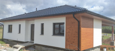 [2b-drevostavba-bungalov-rio-3-112-dokonceni-stavby.jpeg]