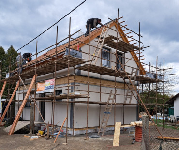 [3a-patrovy-rodinny-dum-individualni-projekt-dokonceni-hrube-stavby.jpeg]