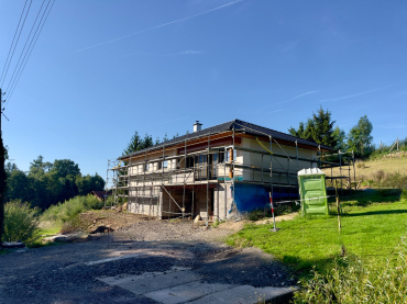 [2h-bungalov-instinkt-dokonceni-stavby.jpeg]