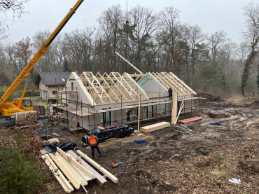[1e-bungalov-individualni-projekt-zahajeni-stavby.jpeg]